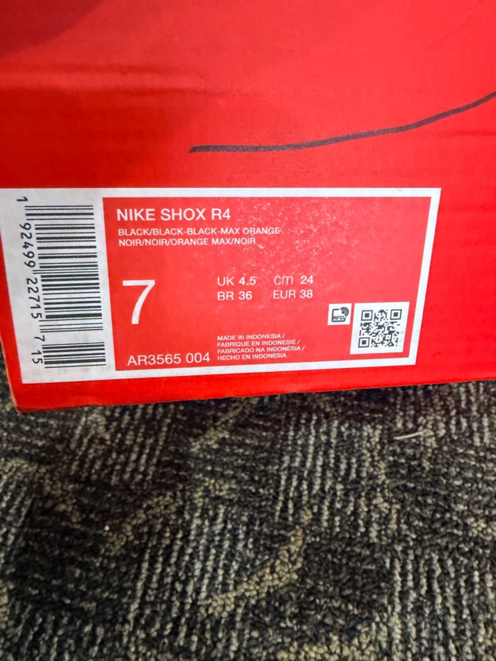 Nike Shox R4 - Picture 11 of 13